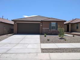 featured image of 2195 W Desert Topaz Way