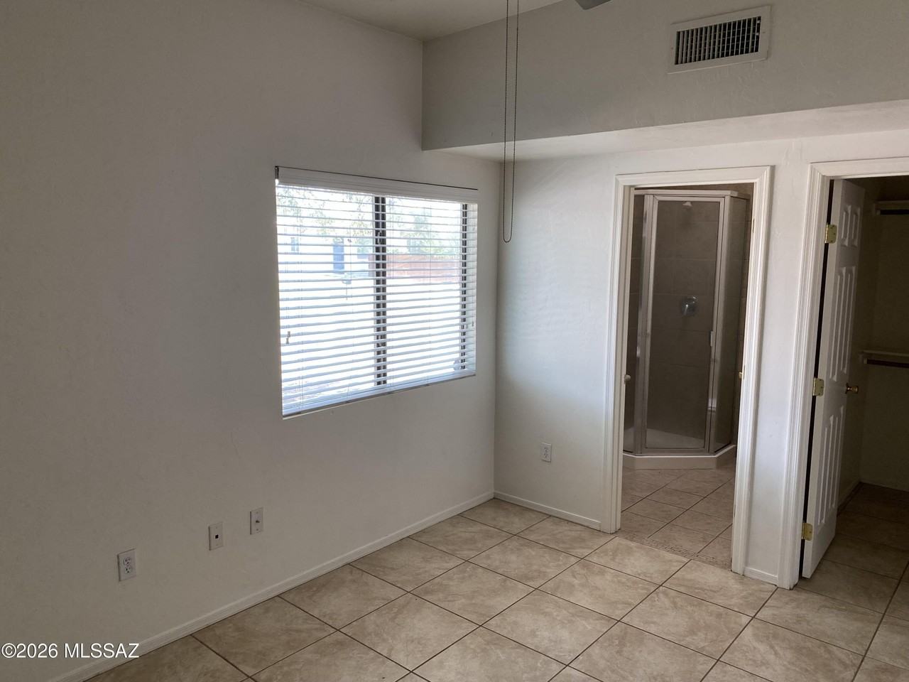 1415 E Elm St #1 - Photo 5 of 17