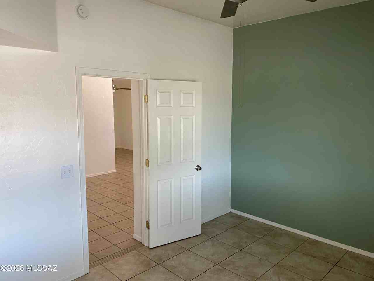 1415 E Elm St #1 - Photo 7 of 17