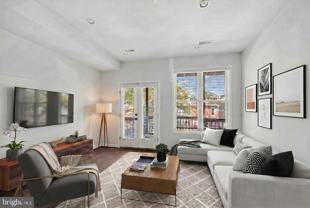 3430 Brown St Nw #4 - Photo 1 of 1