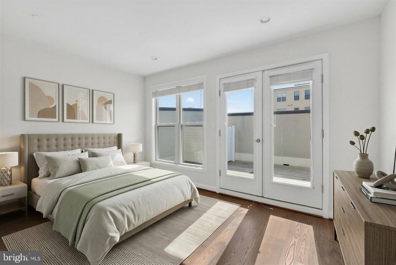 3430 Brown St Nw #4 - Photo 4 of 15
