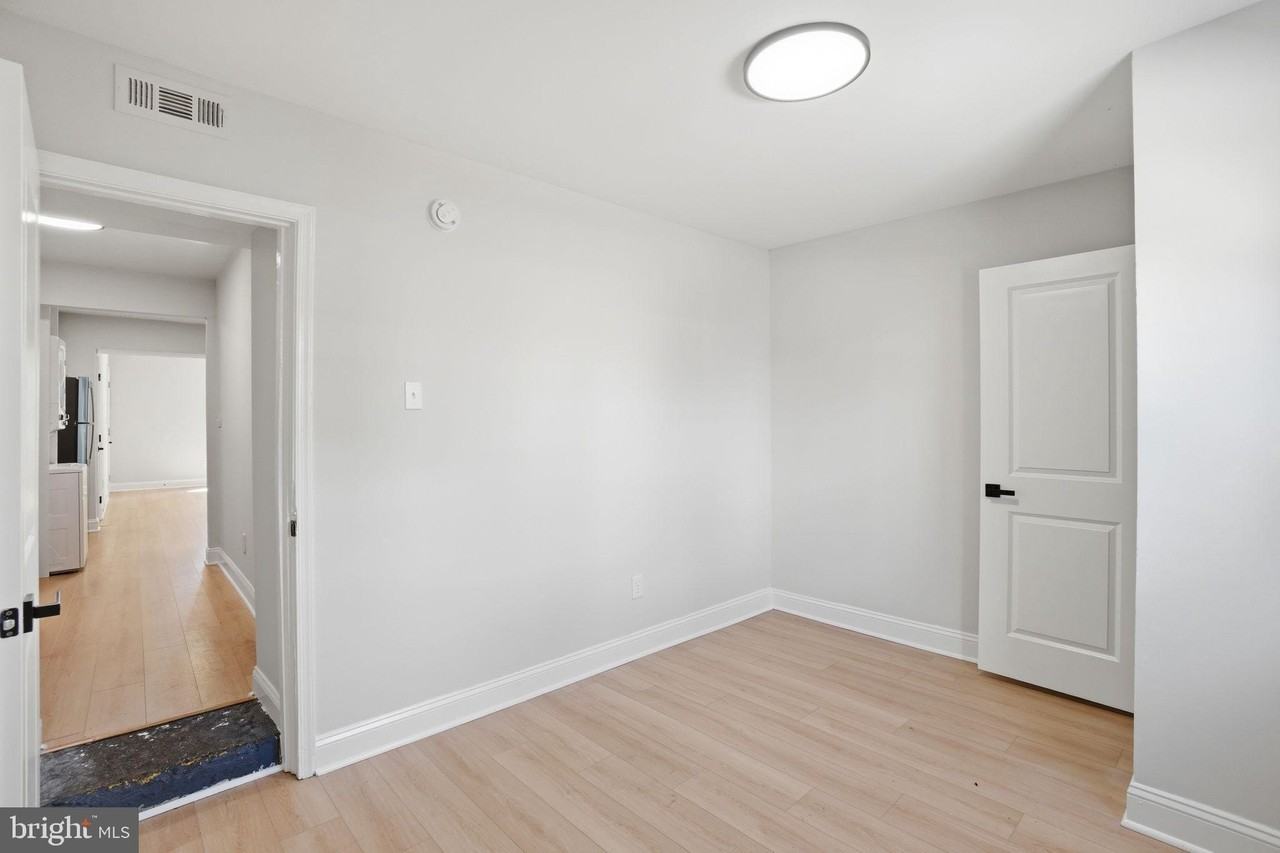 1250 Queen St Ne #1 - Photo 6 of 18