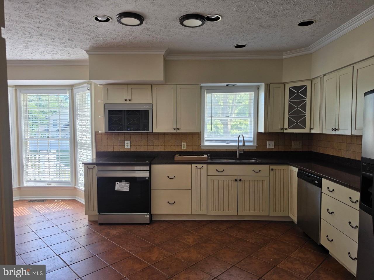 101 Tarks Ln - Photo 6 of 31