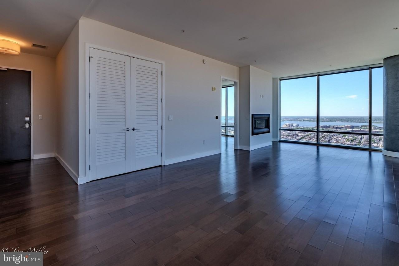 414 Light St #4304 - Photo 5 of 39