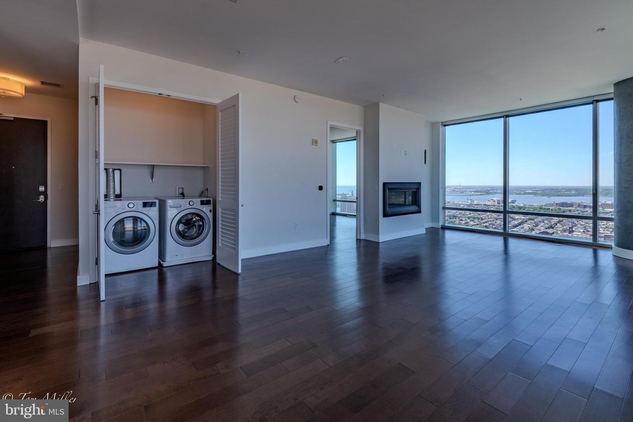 414 Light St #4304 - Photo 6 of 39