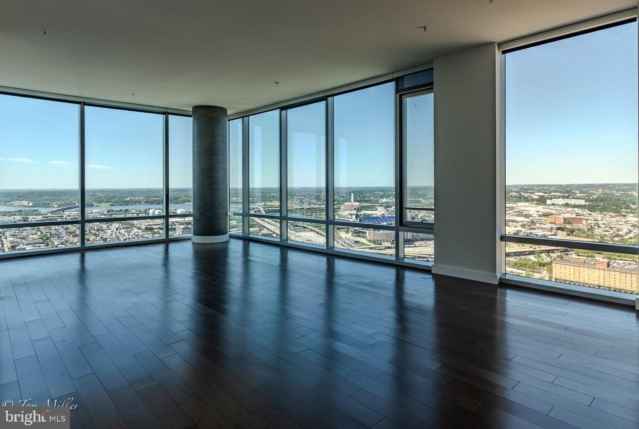 414 Light St #4304 - Photo 7 of 39