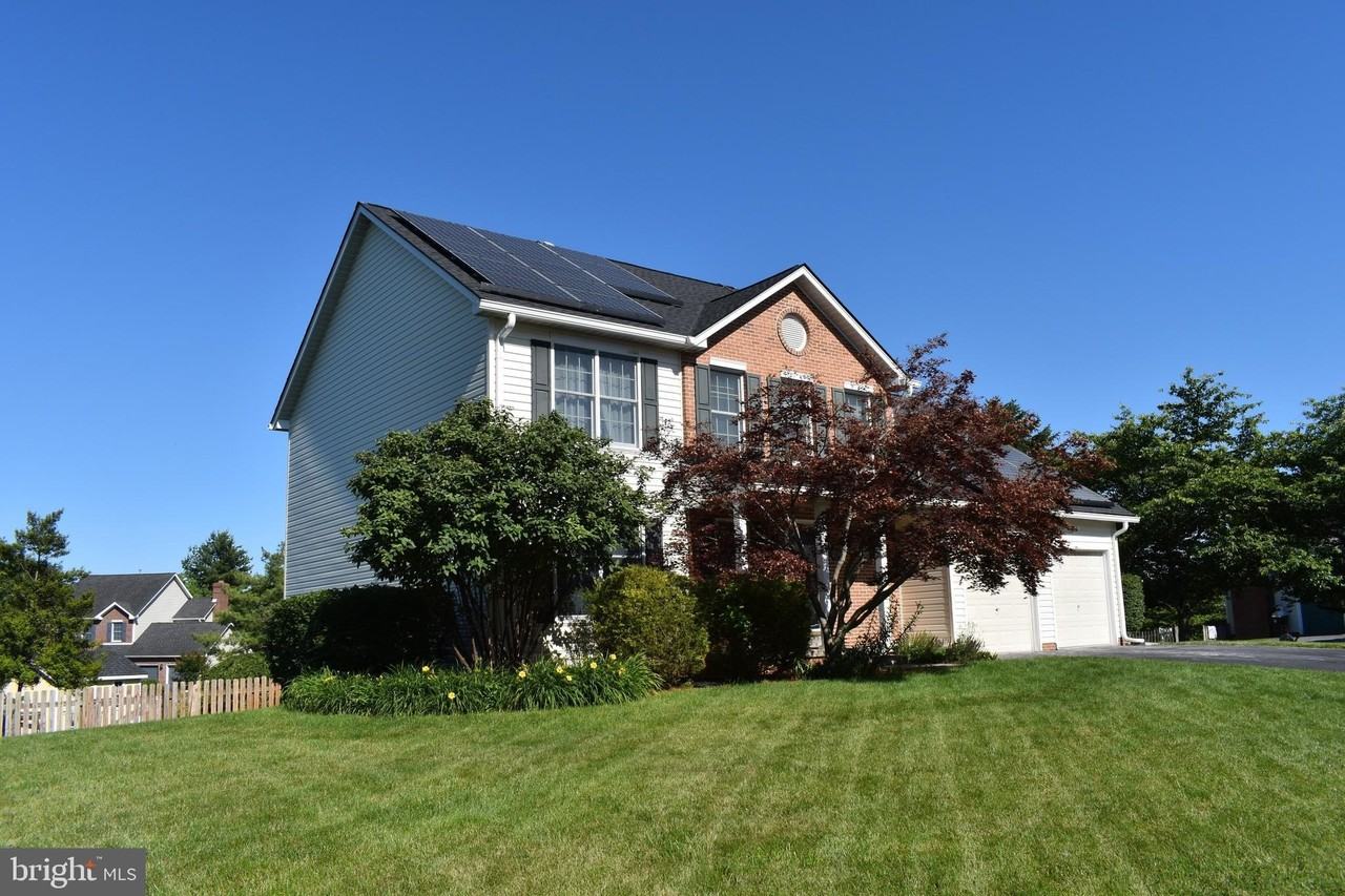 2174 E Greenleaf Dr - Photo 4 of 29