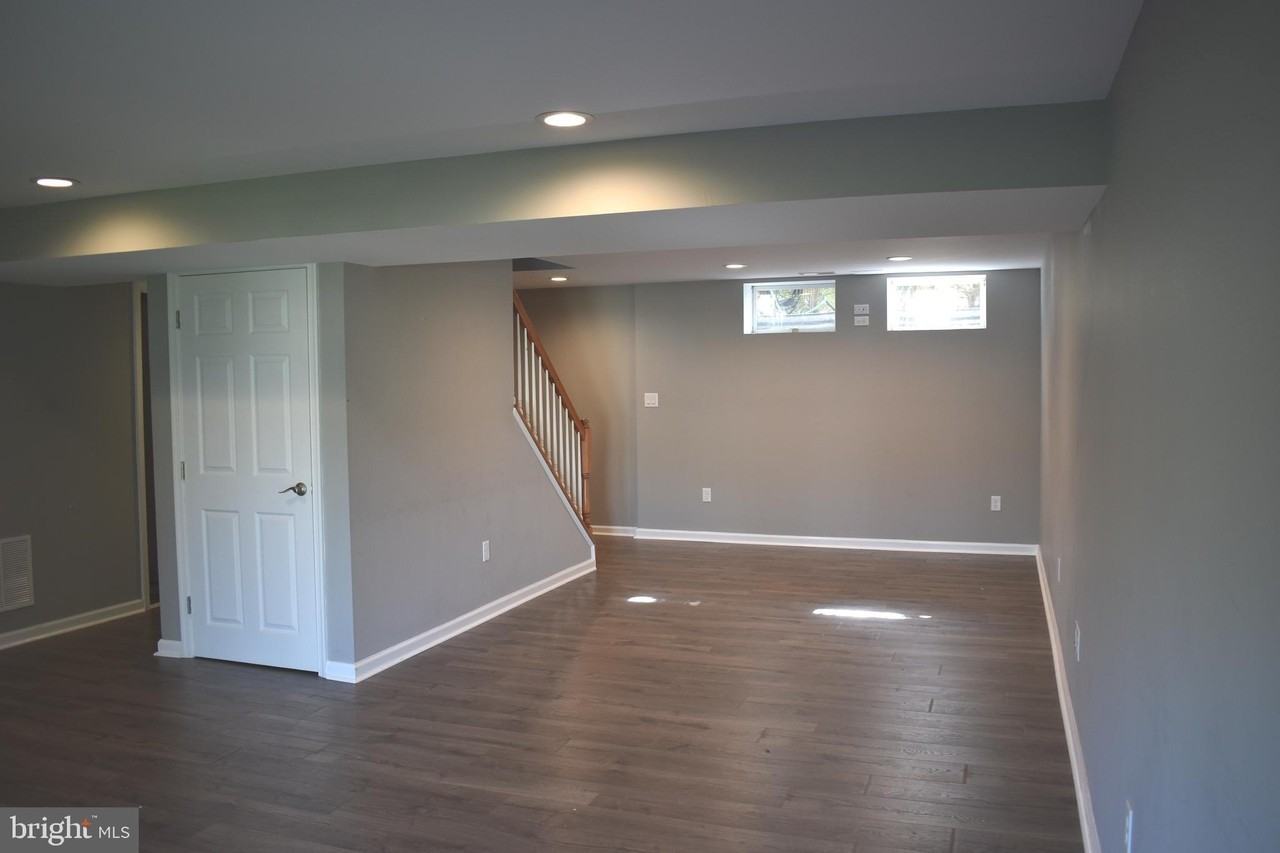 2174 E Greenleaf Dr - Photo 5 of 29
