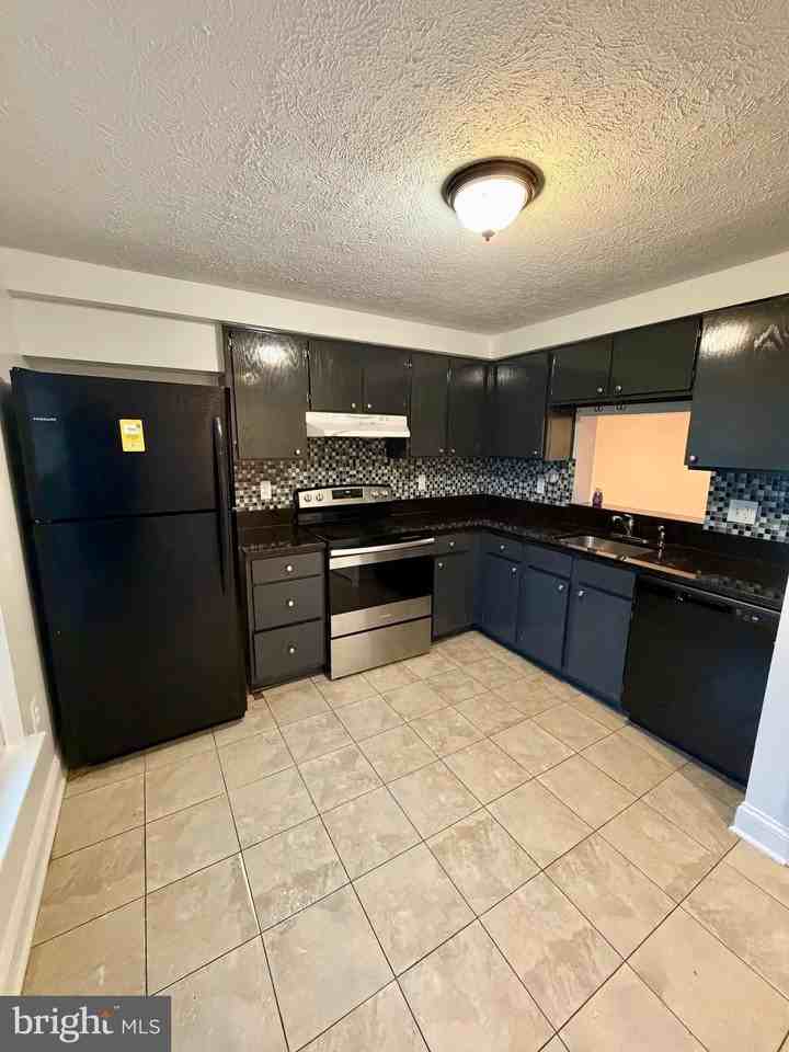 23 Ivy Oak Ct - Photo 2 of 15