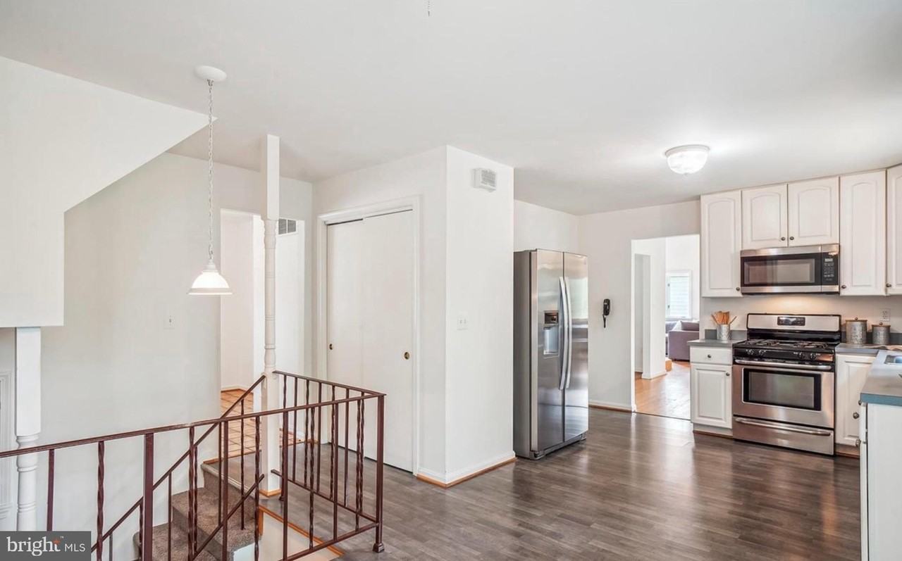 7028 Wick Ln - Photo 2 of 4