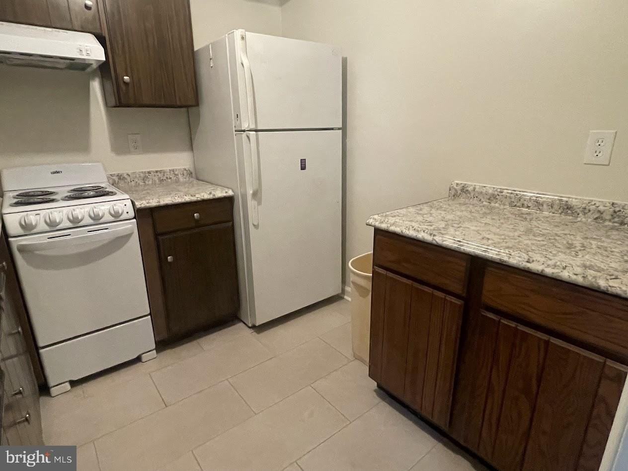 10257 Arizona Cir #78 - Photo 6 of 15