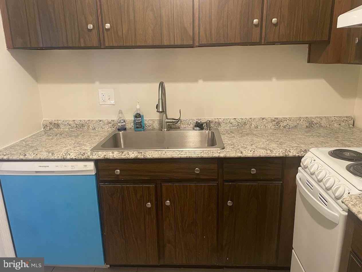 10257 Arizona Cir #78 - Photo 7 of 15