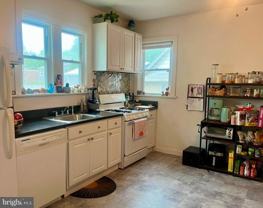 314 W 4th St - Photo 1 of 1