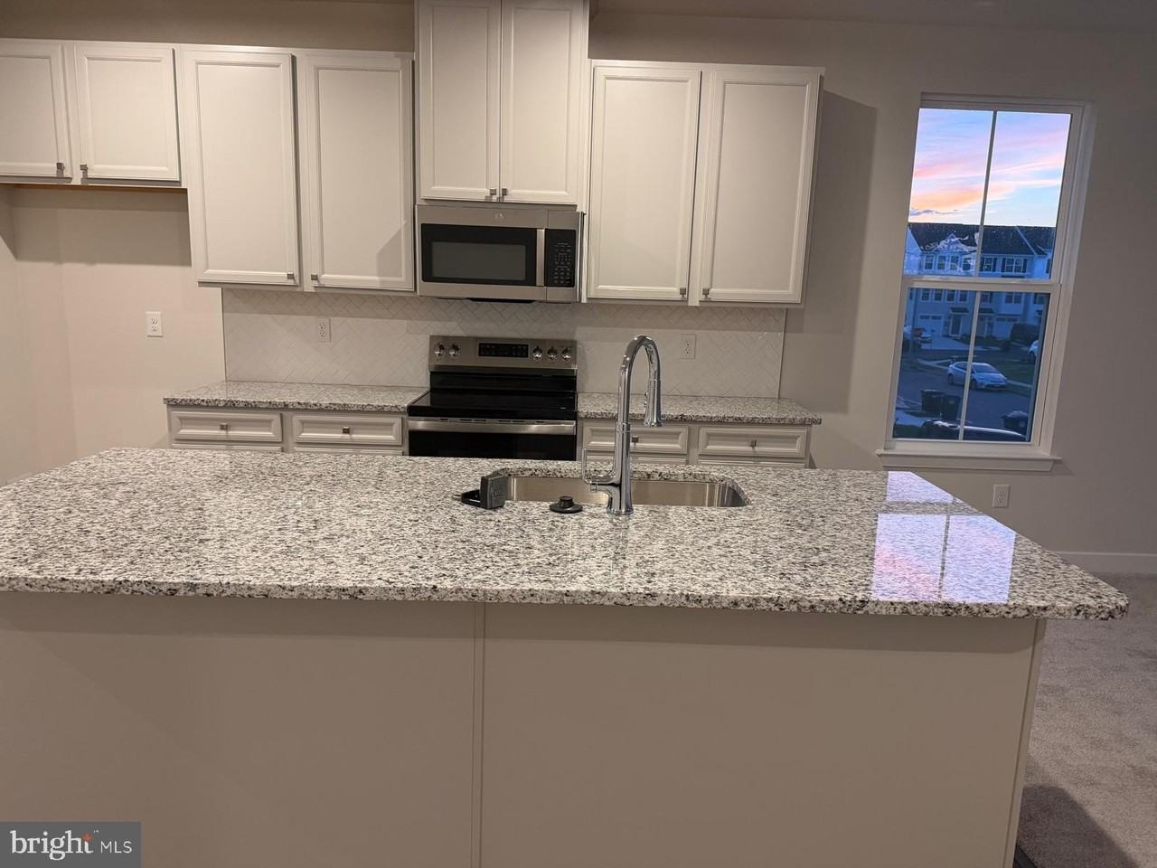 62 Spyglass Hill Dr - Photo 4 of 18