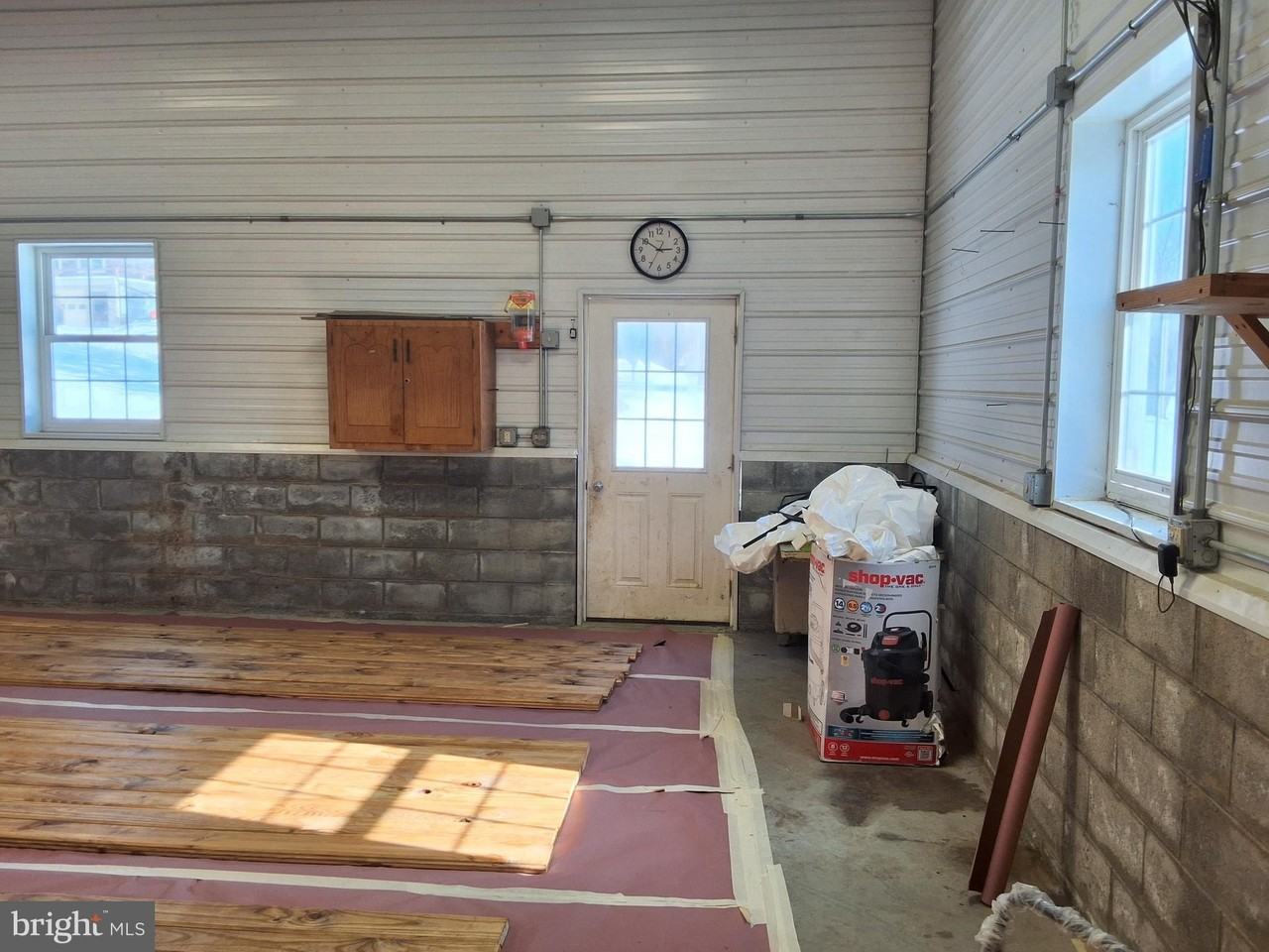 25 Crabgrass Ln #1POLEBARN - Photo 4 of 7