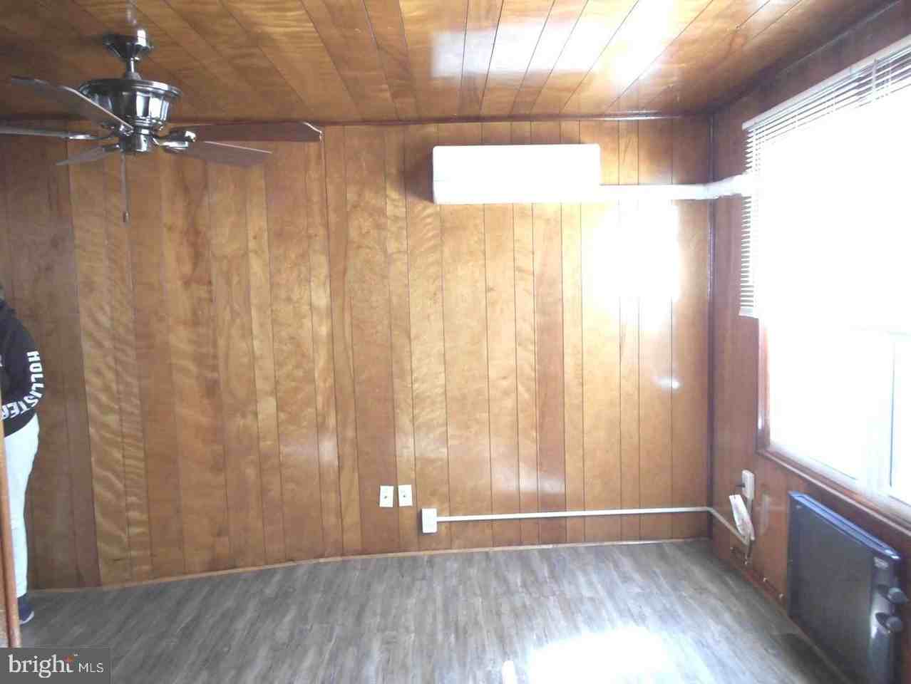 7321 N Radcliffe St - Photo 4 of 14