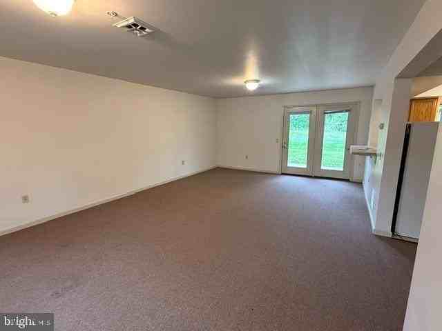 99 Hot Point Ave - Photo 3 of 14