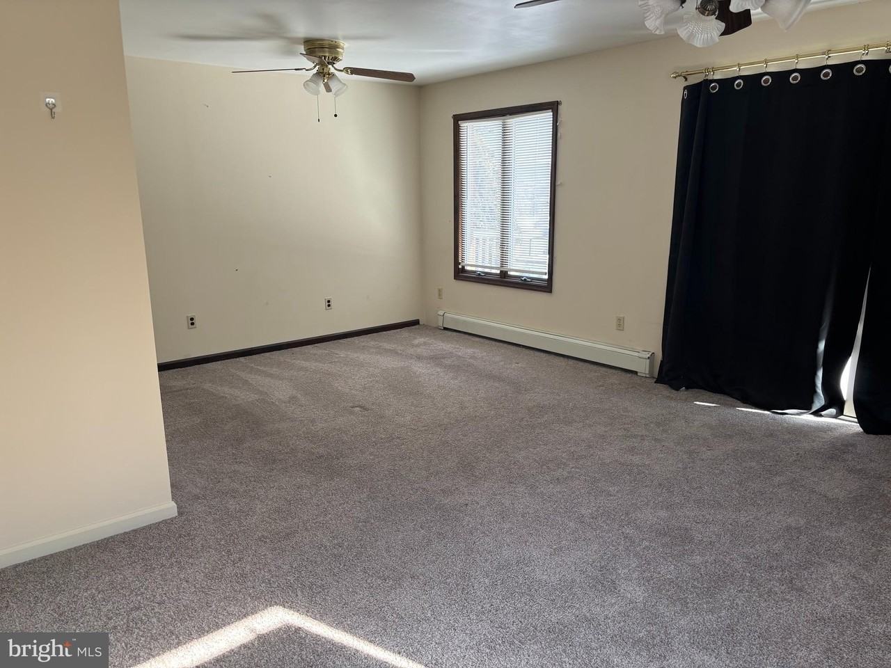 312 N Sandy Hill Rd - Photo 6 of 23
