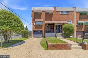 featured image of 1135 W Thompson St