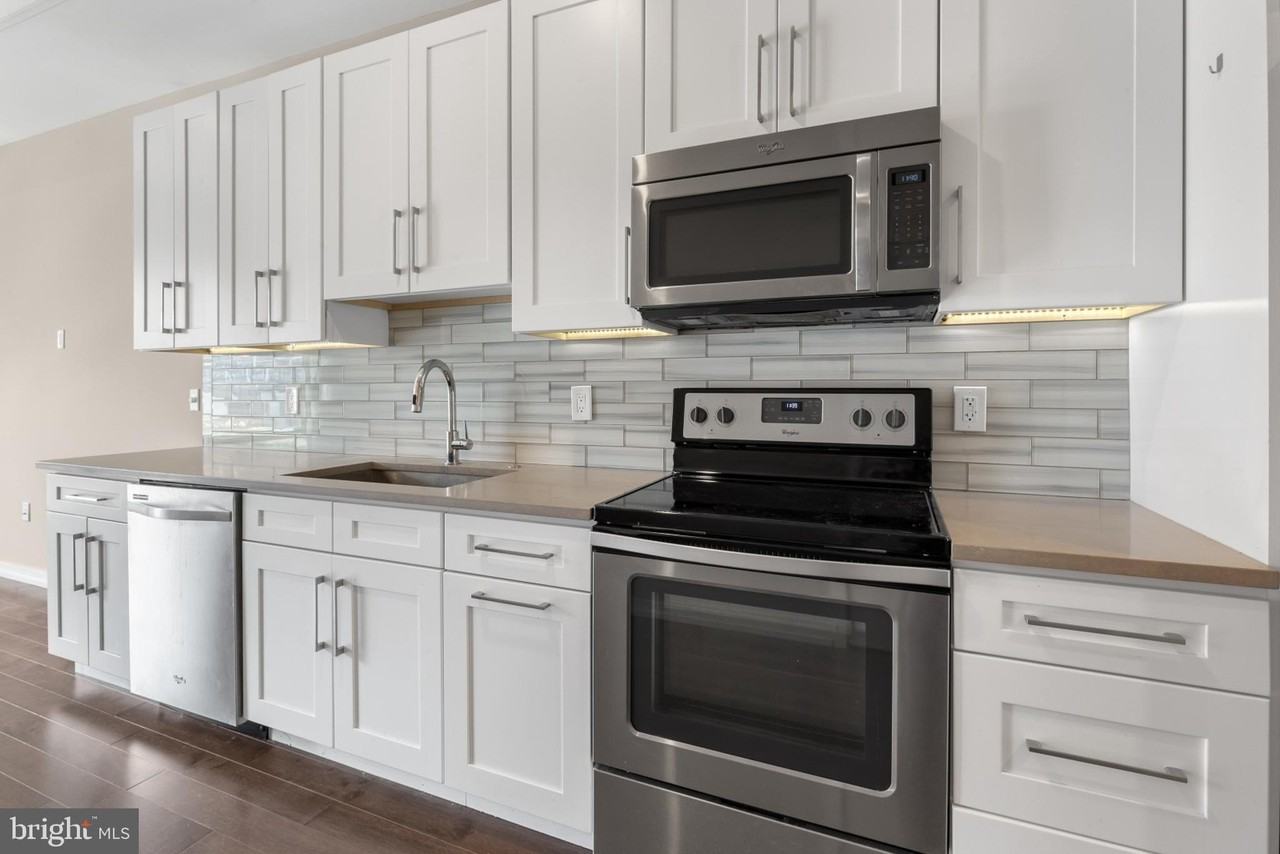 1815 Ranstead St #4 - Photo 4 of 25