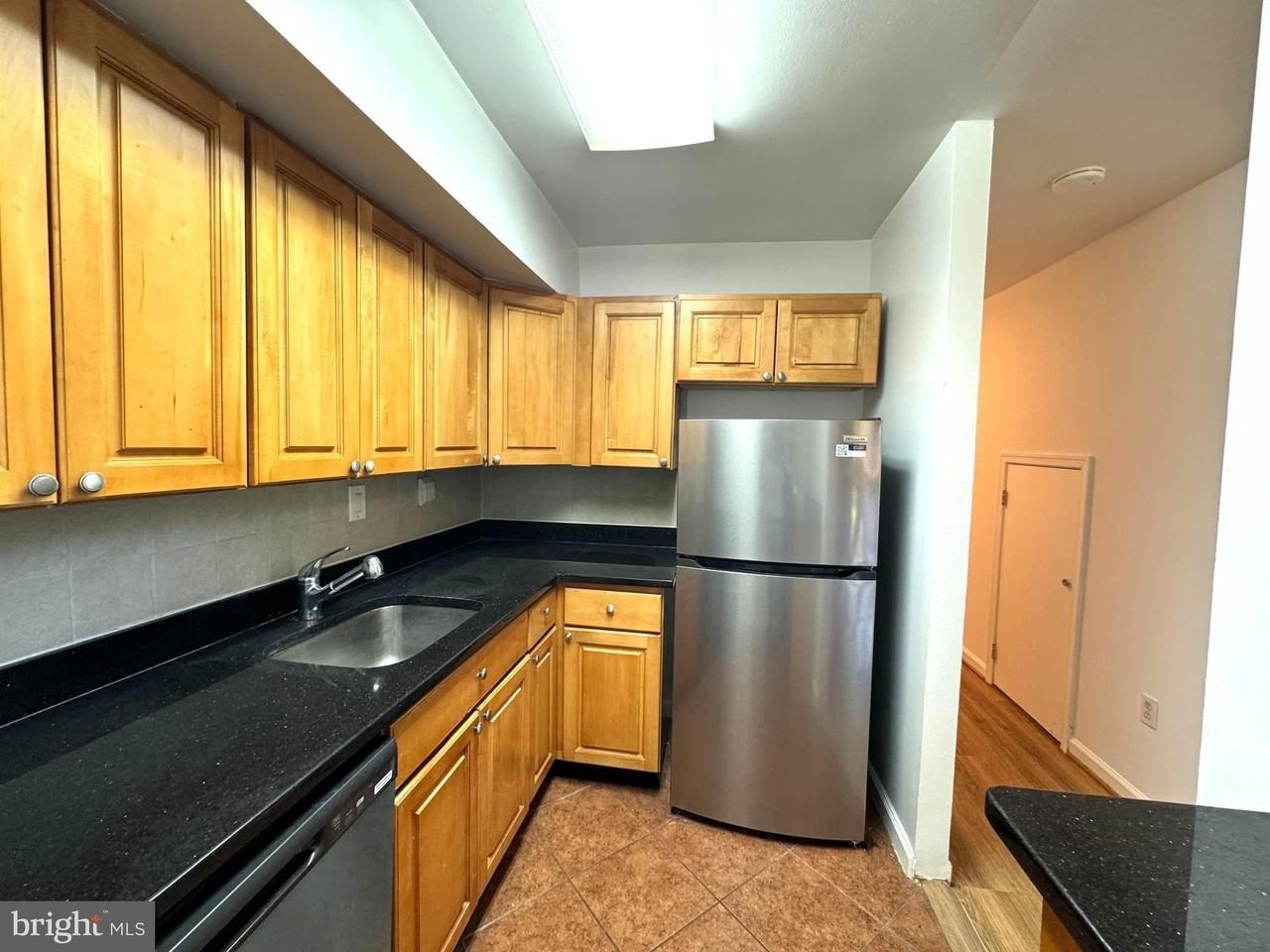 11109 Littlebrook Ln - Photo 5 of 20