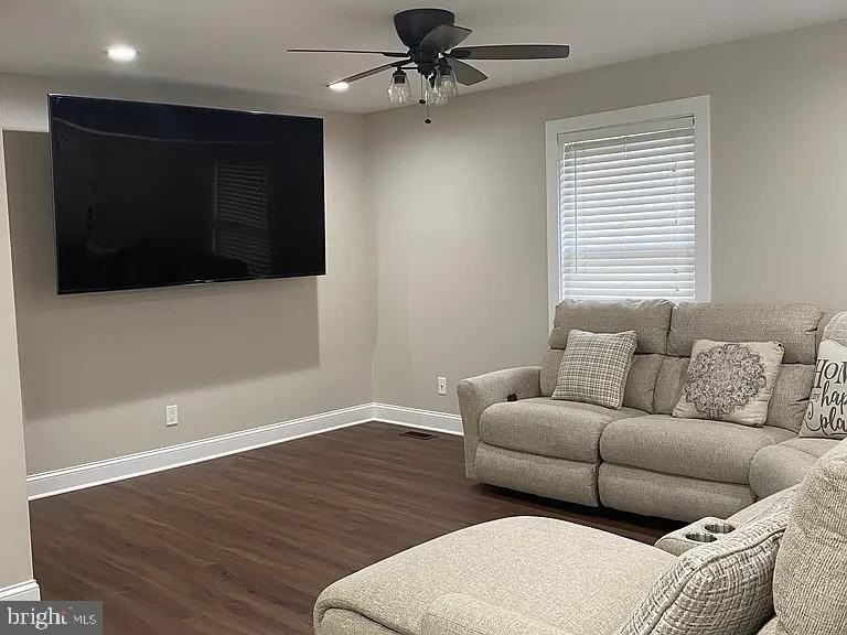 10584 Brent Town Rd - Photo 2 of 16