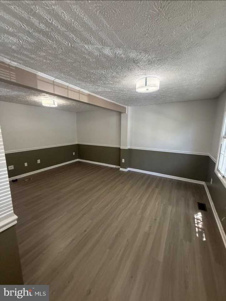 14105 Honey Hill Ct #A - Photo 4 of 25