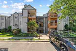 6901 Victoria Dr #I - Photo 1 of 1