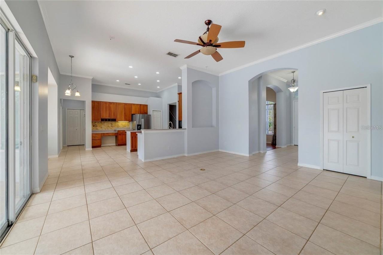1434 Anna Catherine Dr - Photo 4 of 32
