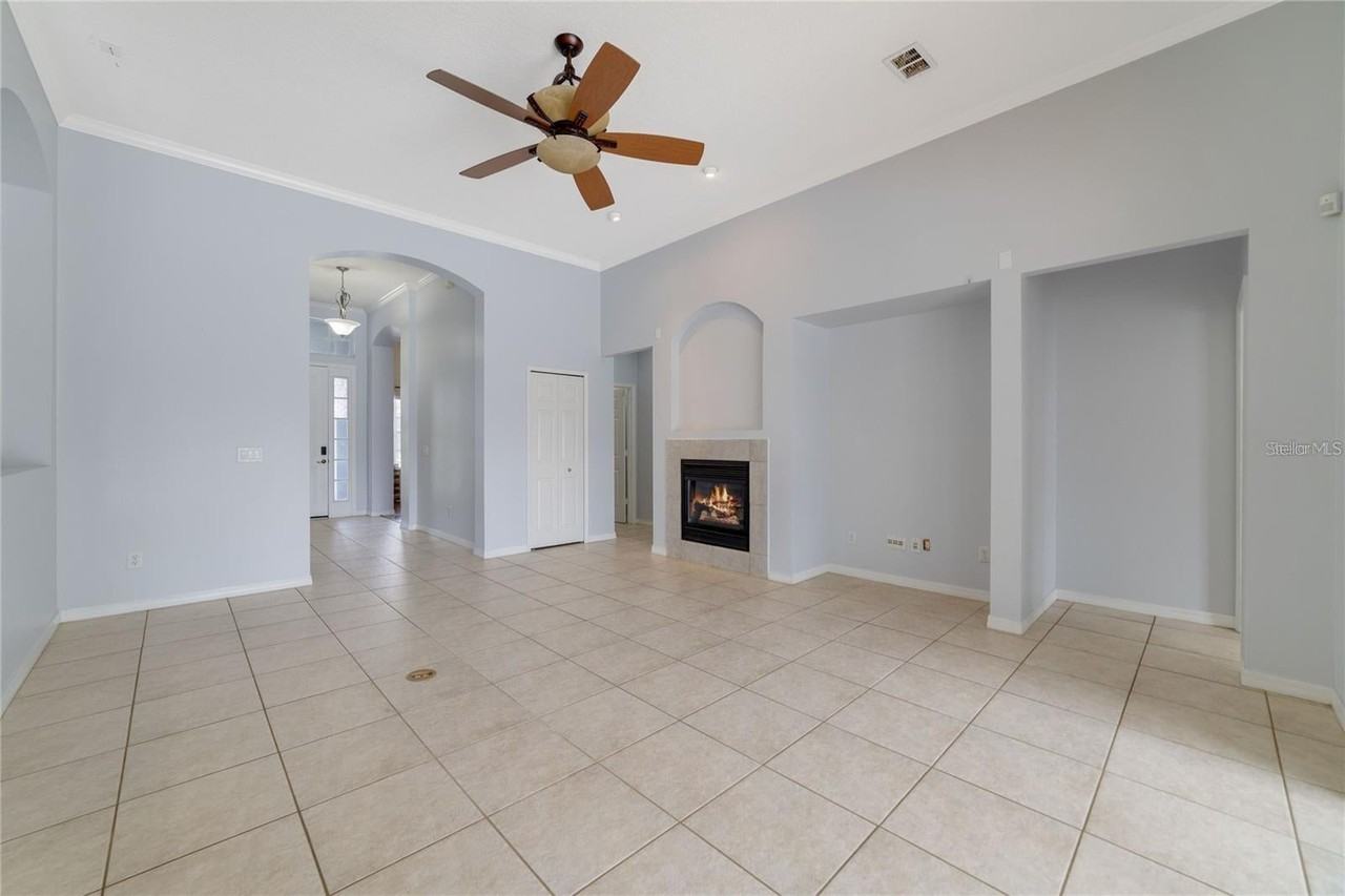 1434 Anna Catherine Dr - Photo 5 of 32