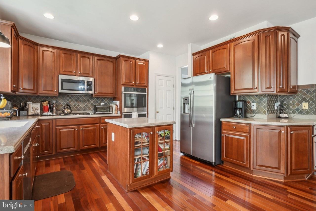 18119 Camdenhurst Dr - Photo 7 of 40
