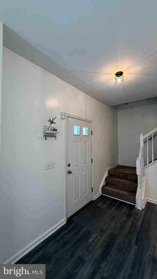 5570 Assateague Pl - Photo 2 of 18