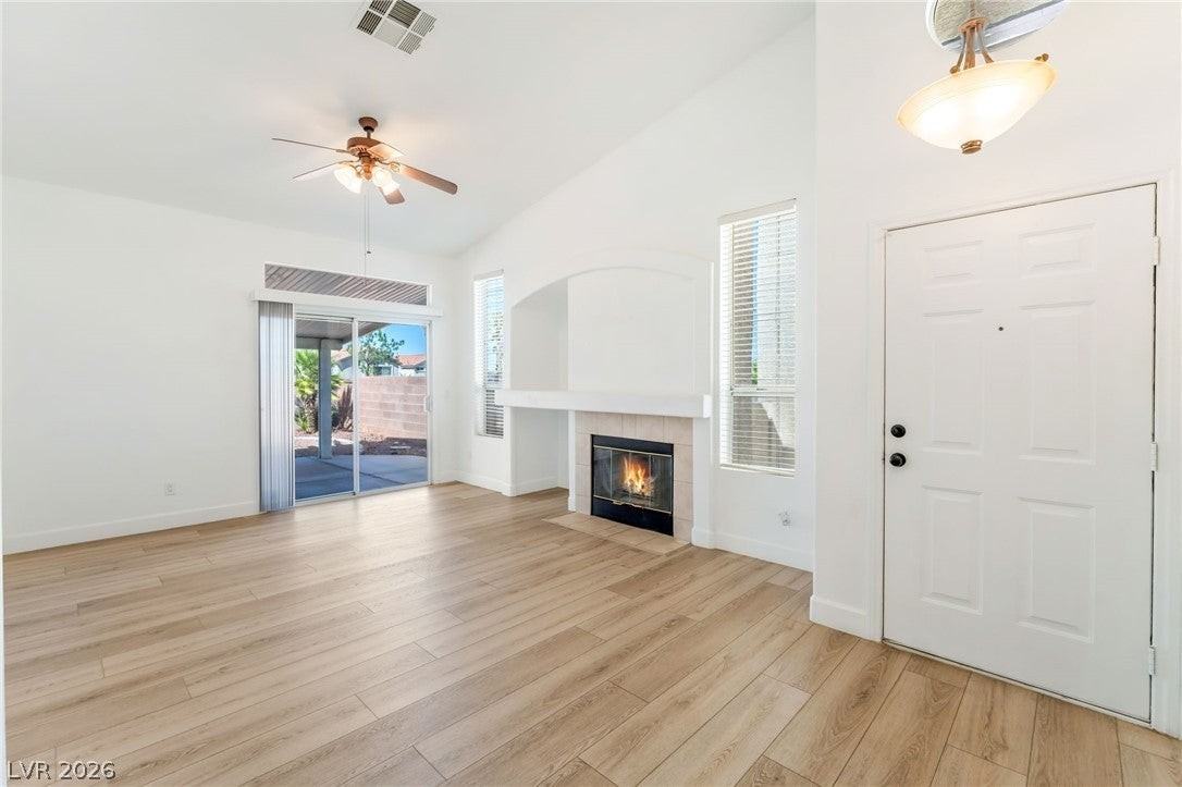 9724 Panorama Cliff Dr - Photo 7 of 35