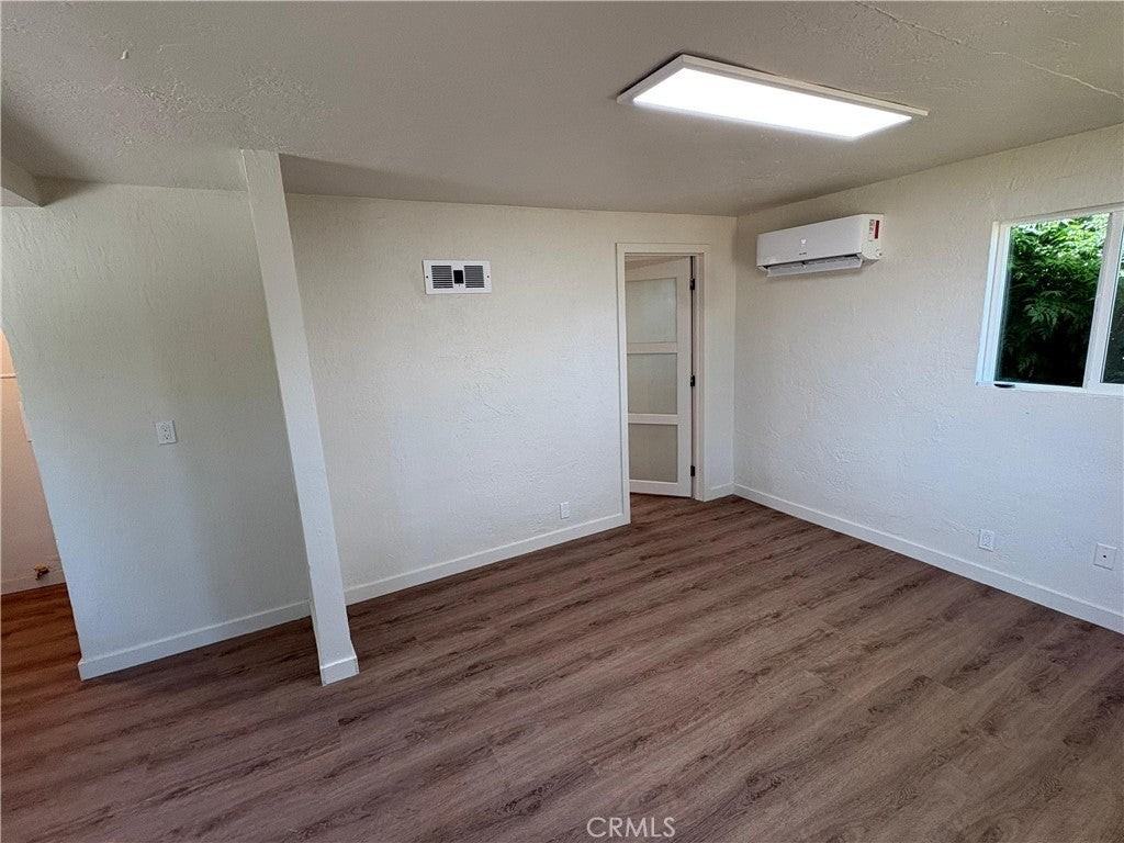 696 S Foisy St - Photo 2 of 12