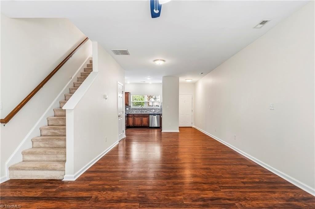 105 Sommerwall Pl - Photo 5 of 24