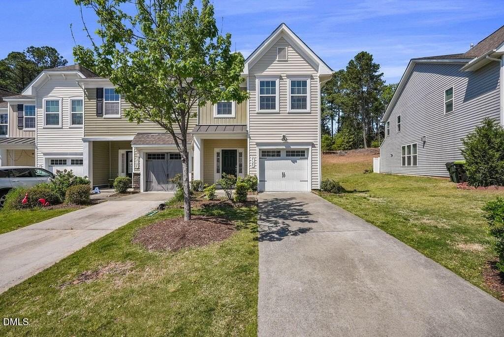 2120 Junewood Ln - Photo 2 of 40