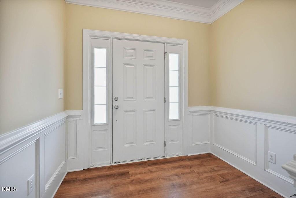 2120 Junewood Ln - Photo 5 of 40