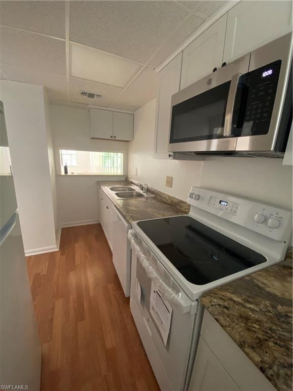 5294 Treetops Dr - Photo 6 of 16