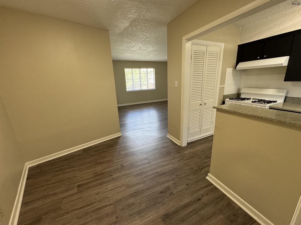 3701 Southmoor Ln #12W - Photo 2 of 17