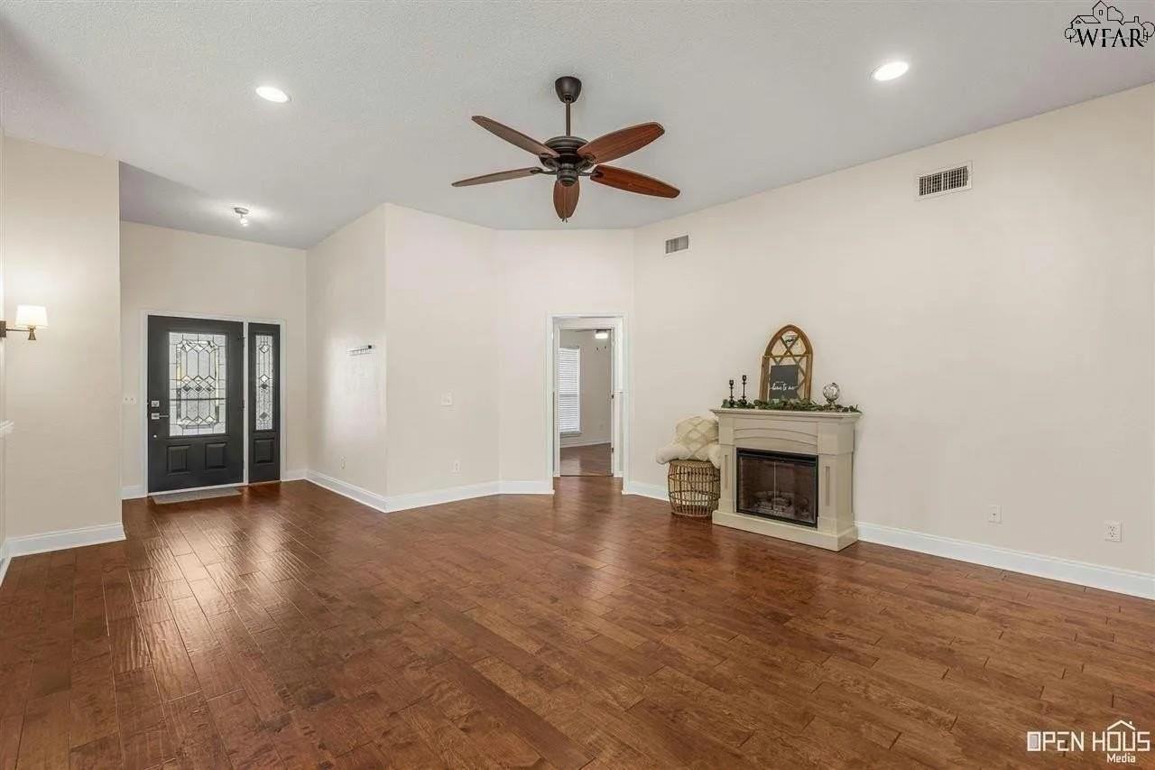 6 Twelve Oaks Ct - Photo 4 of 30