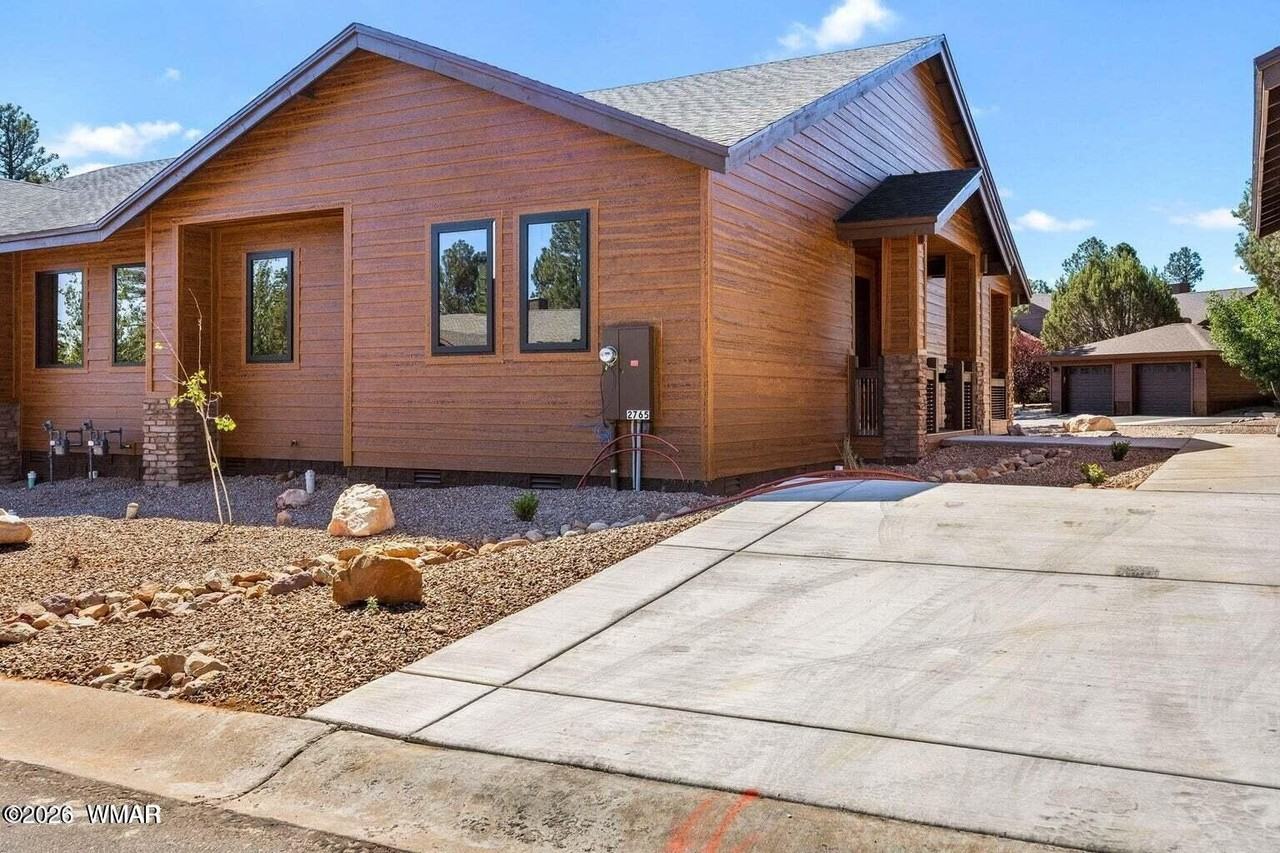 2765 W Villa Loop - Photo 2 of 34