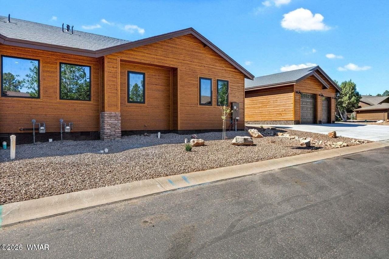2765 W Villa Loop - Photo 4 of 34