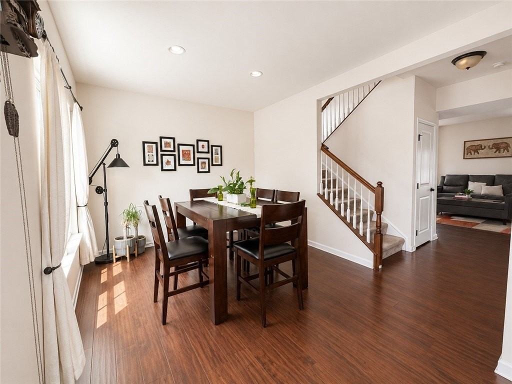 2702 Pittsburgh Ct - Photo 2 of 19