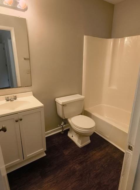 220 Charleston Ave - Photo 5 of 7