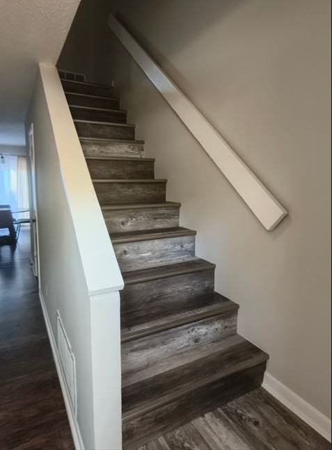 220 Charleston Ave - Photo 7 of 7