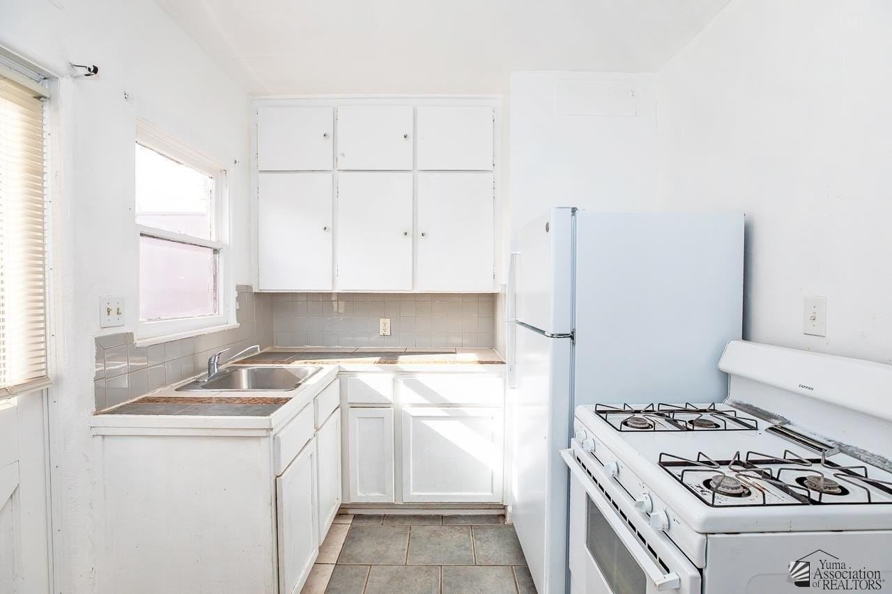 531 S 1st Ave #2 - Photo 7 of 15