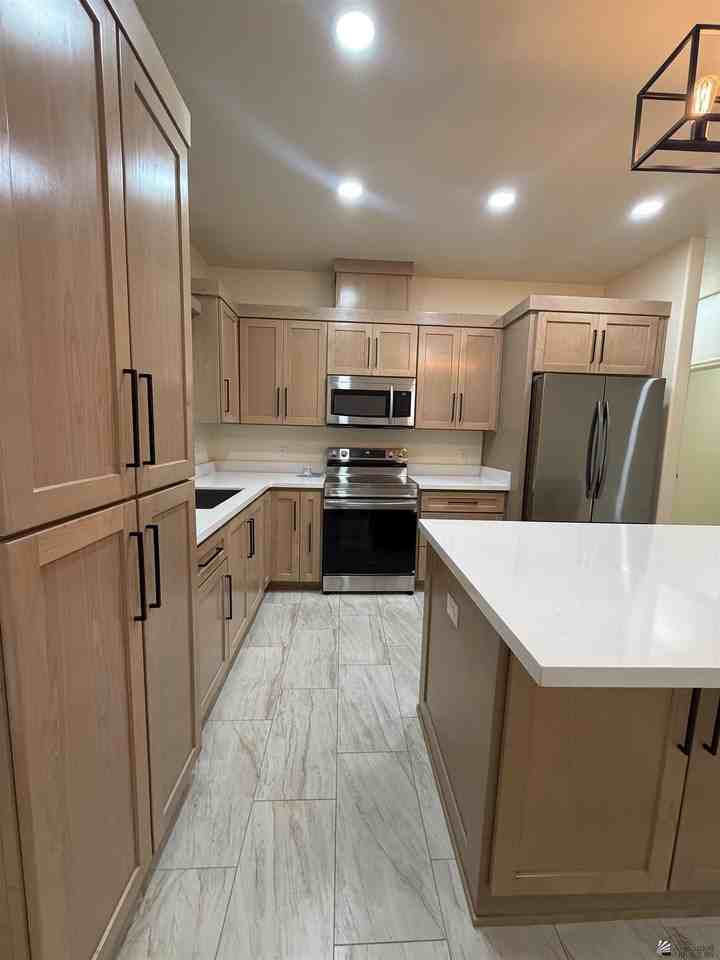 4756 E JETT ST - Photo 4 of 13