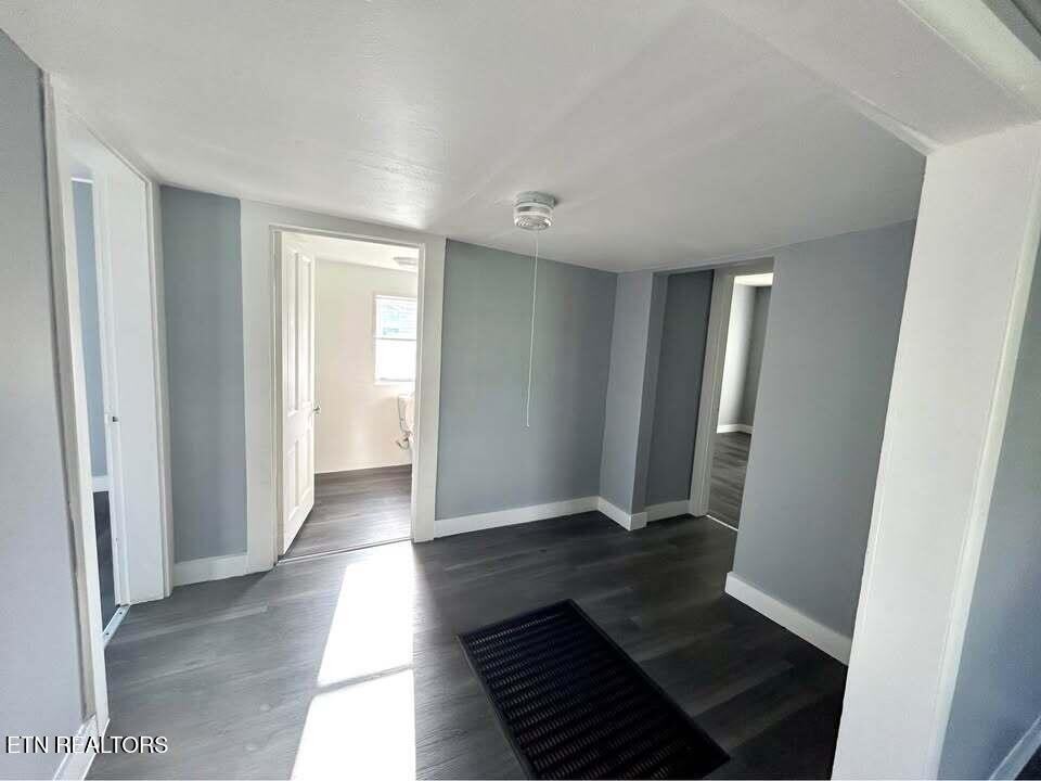 205 S Front St - Photo 2 of 8
