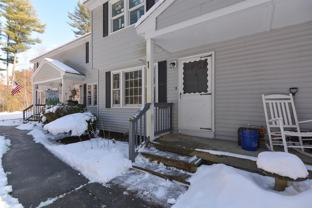 3 Holly Ln - Photo 1 of 1