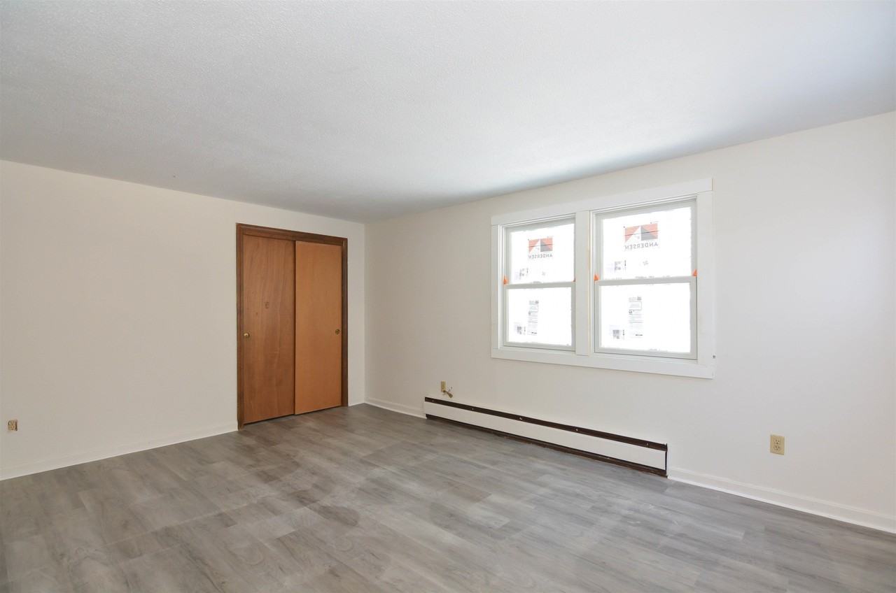 3 Holly Ln - Photo 3 of 18